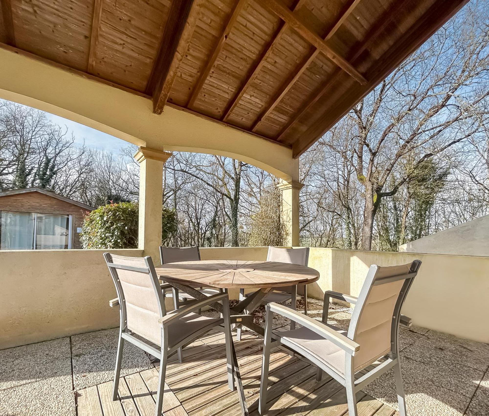 Gite L'Oree Des Buis, Piscine Privatisable Vouillé Exterior foto